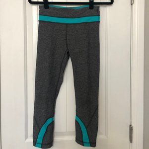 Lululemon cropped mid rise legging